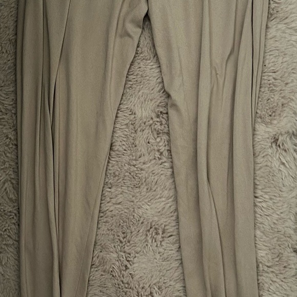 [S] Beige Joggers - Picture 5 of 5